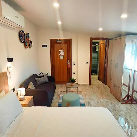 Hotell Dna (adults Only)