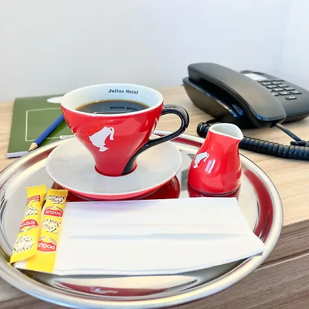 Hotell Dna (adults Only) *